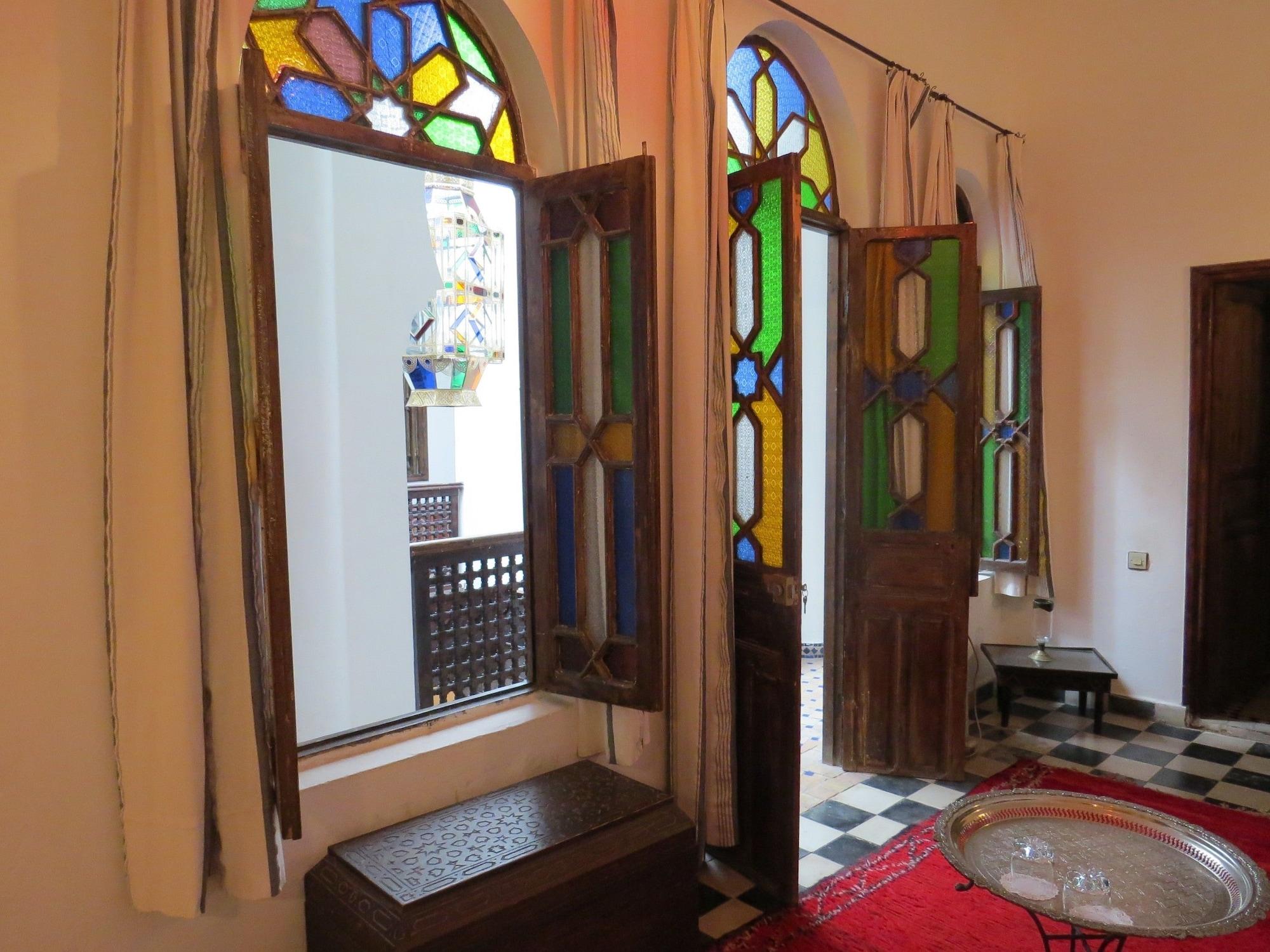 فندق رياض عروس شامل طنجة المظهر الخارجي الصورة