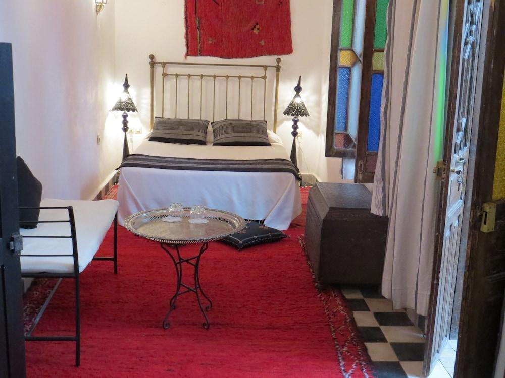 فندق رياض عروس شامل طنجة المظهر الخارجي الصورة